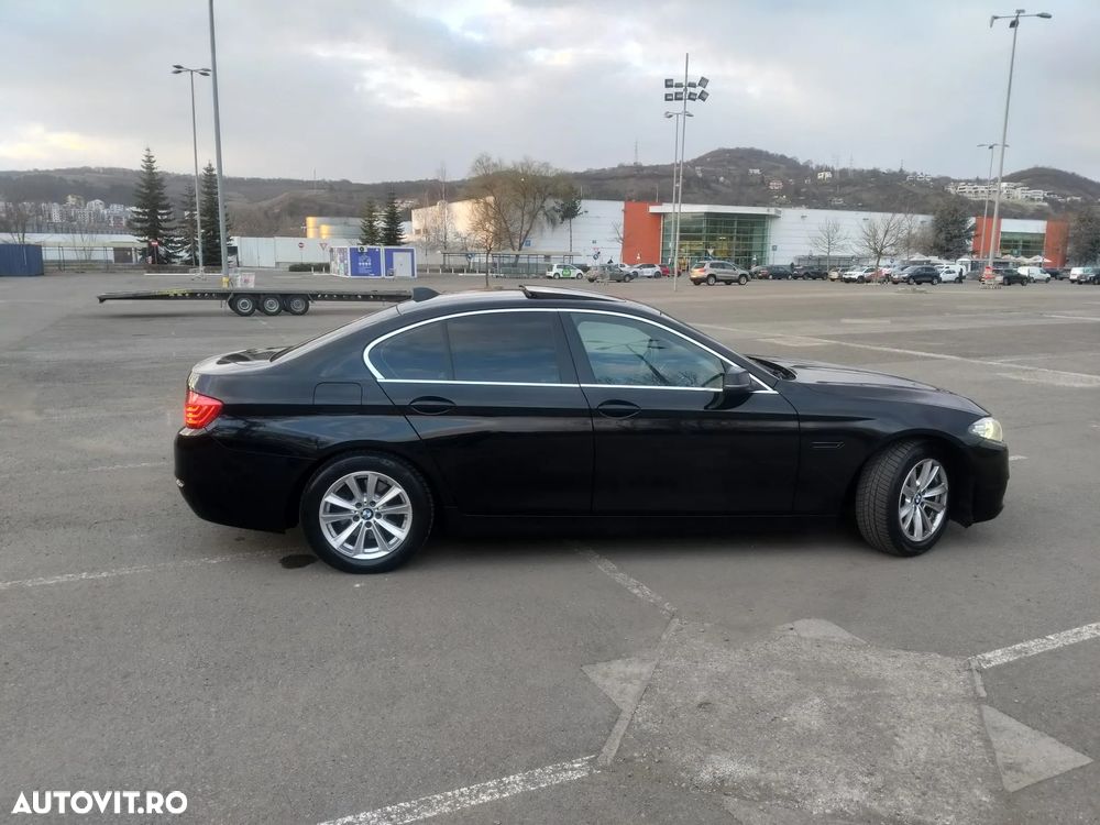 BMW Seria 5 520d - 7