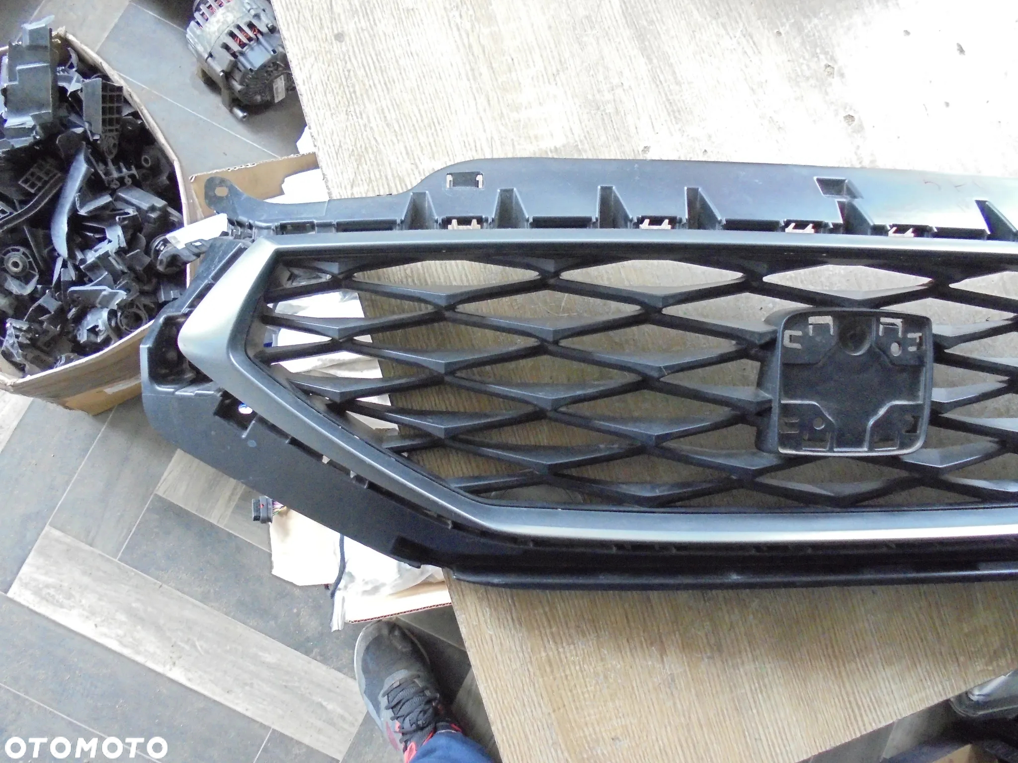 SEAT LEON IV 5FA GRILL ATRAPA - 2