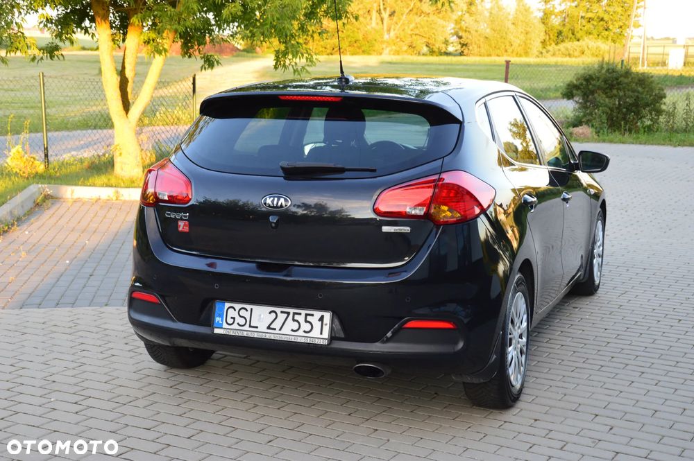 Kia Ceed - 13
