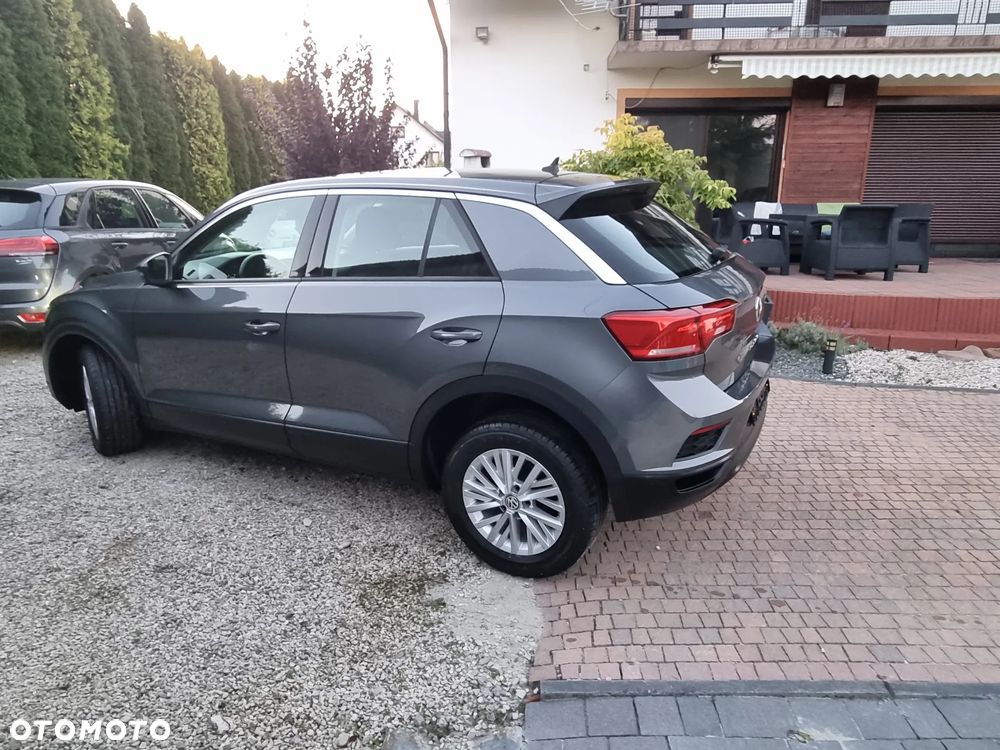 Volkswagen T-Roc - 18