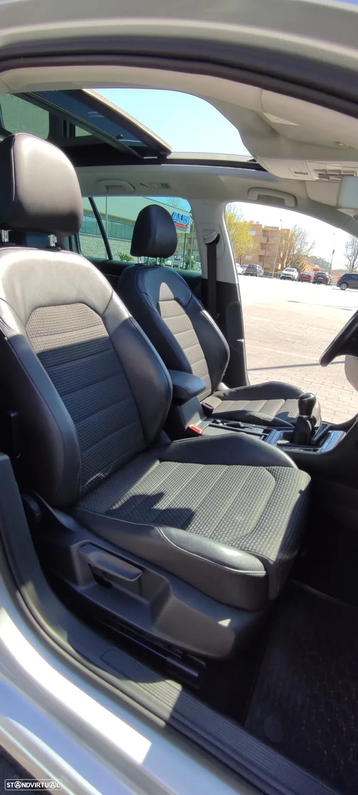 VW Golf Variant 2.0 TDi 4Motion BlueMotion Highline - 18