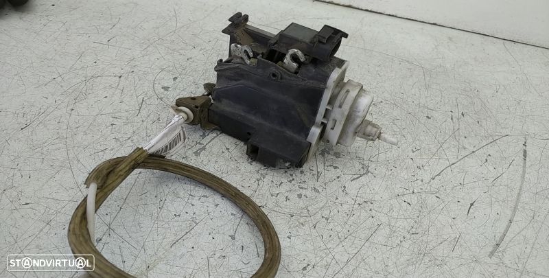Fecho Porta  Fte Dto Audi A4 (8D2, B5) - 1