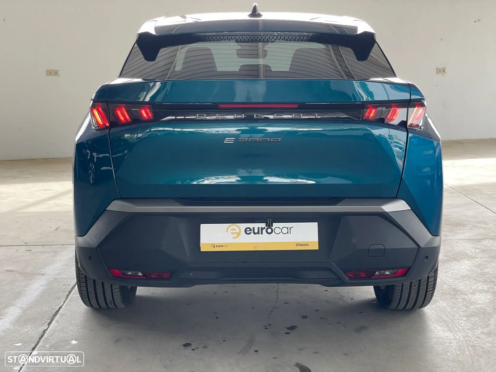 Peugeot e-3008 Allure — fotografia 4