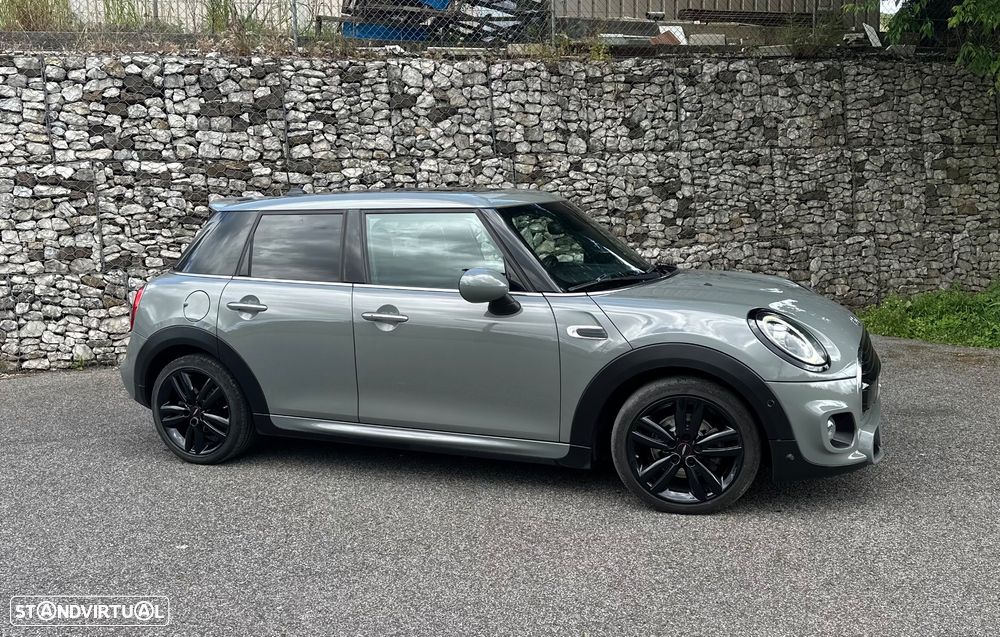 MINI 5 Portas Cooper D Auto - 7