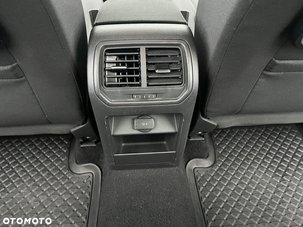 Volkswagen Golf Sportsvan 1.2 TSI (BlueMotion Technology) Trendline - 19