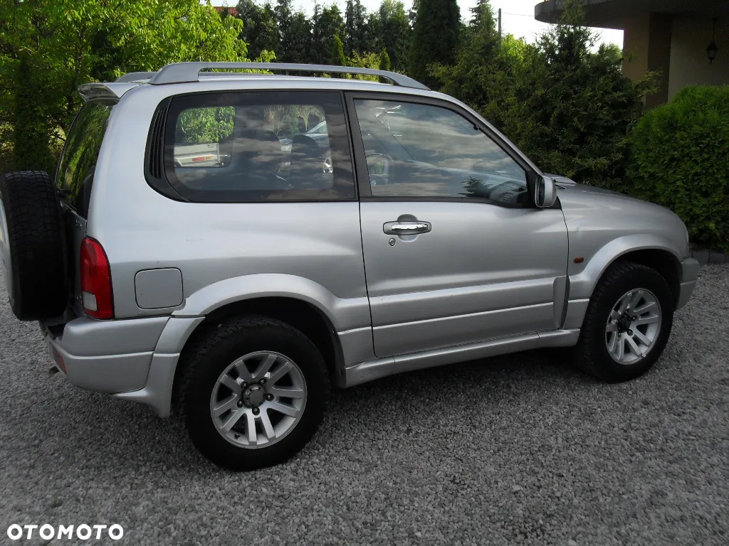 Suzuki Grand Vitara 2.0 TD Comfort - 32