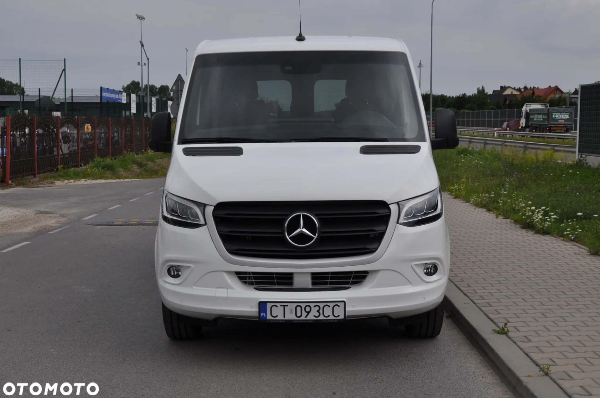 Mercedes-Benz Sprinter 319 CDI Standard SELECT 9G-Tronic 907.233 - 3