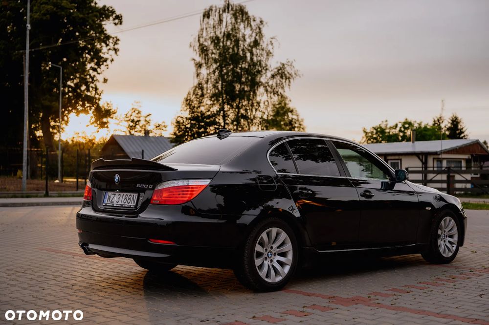 BMW Seria 5 520d - 1