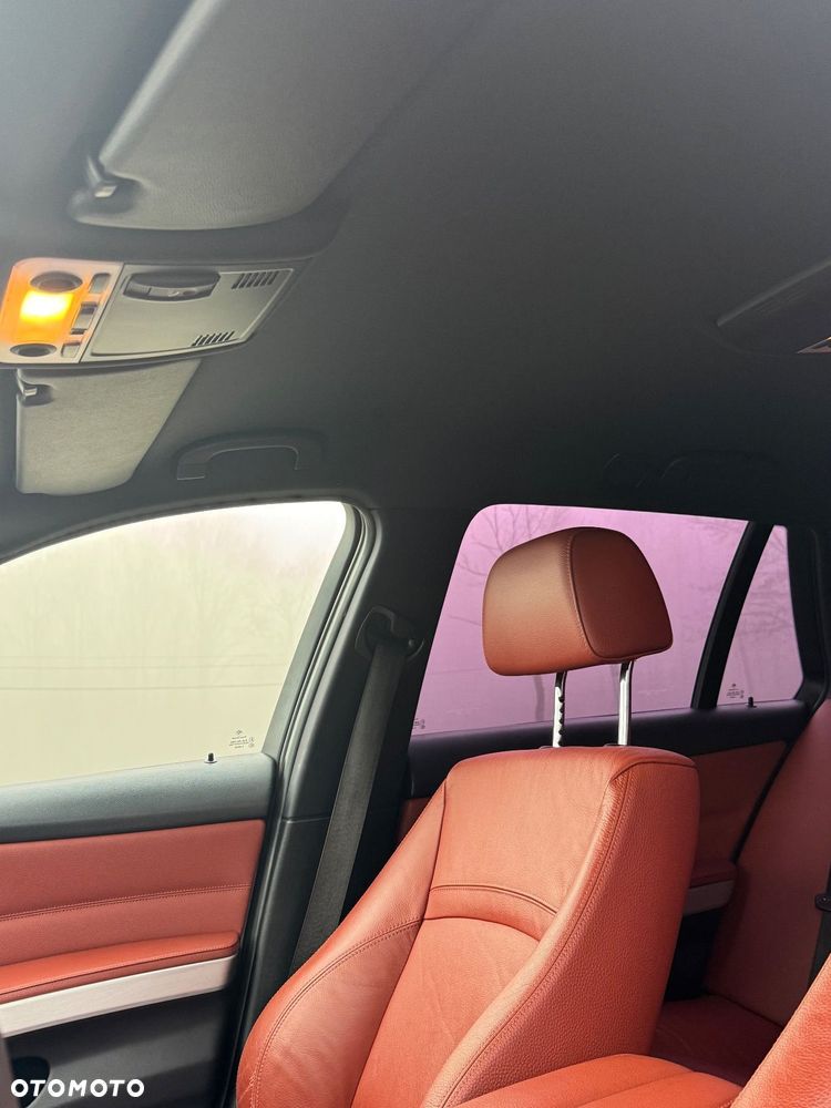 BMW Seria 3 330d xDrive - 18