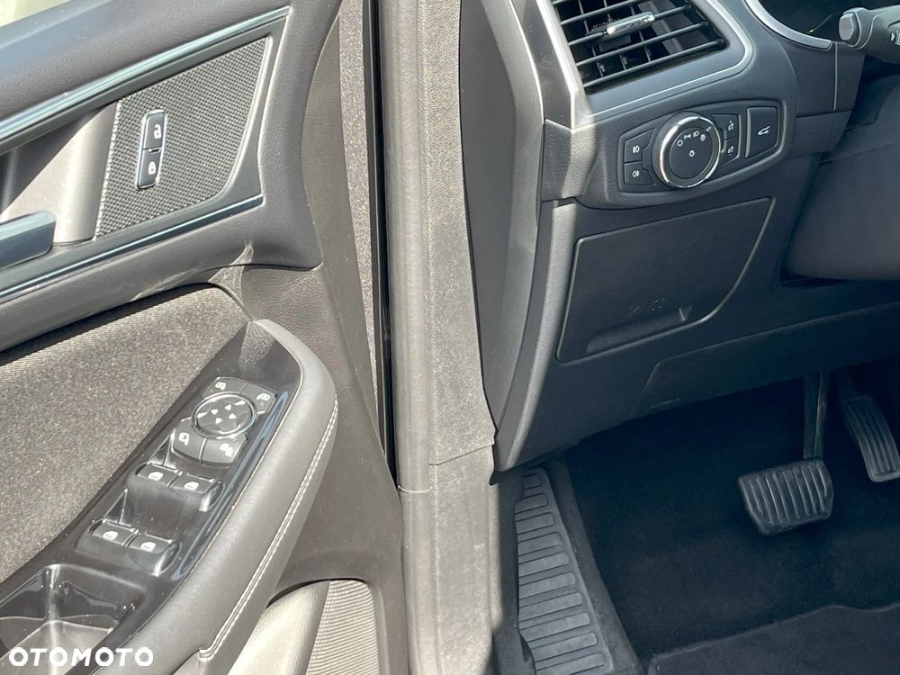 Ford S-Max 2.0 TDCi 4WD Titanium PowerShift - 18