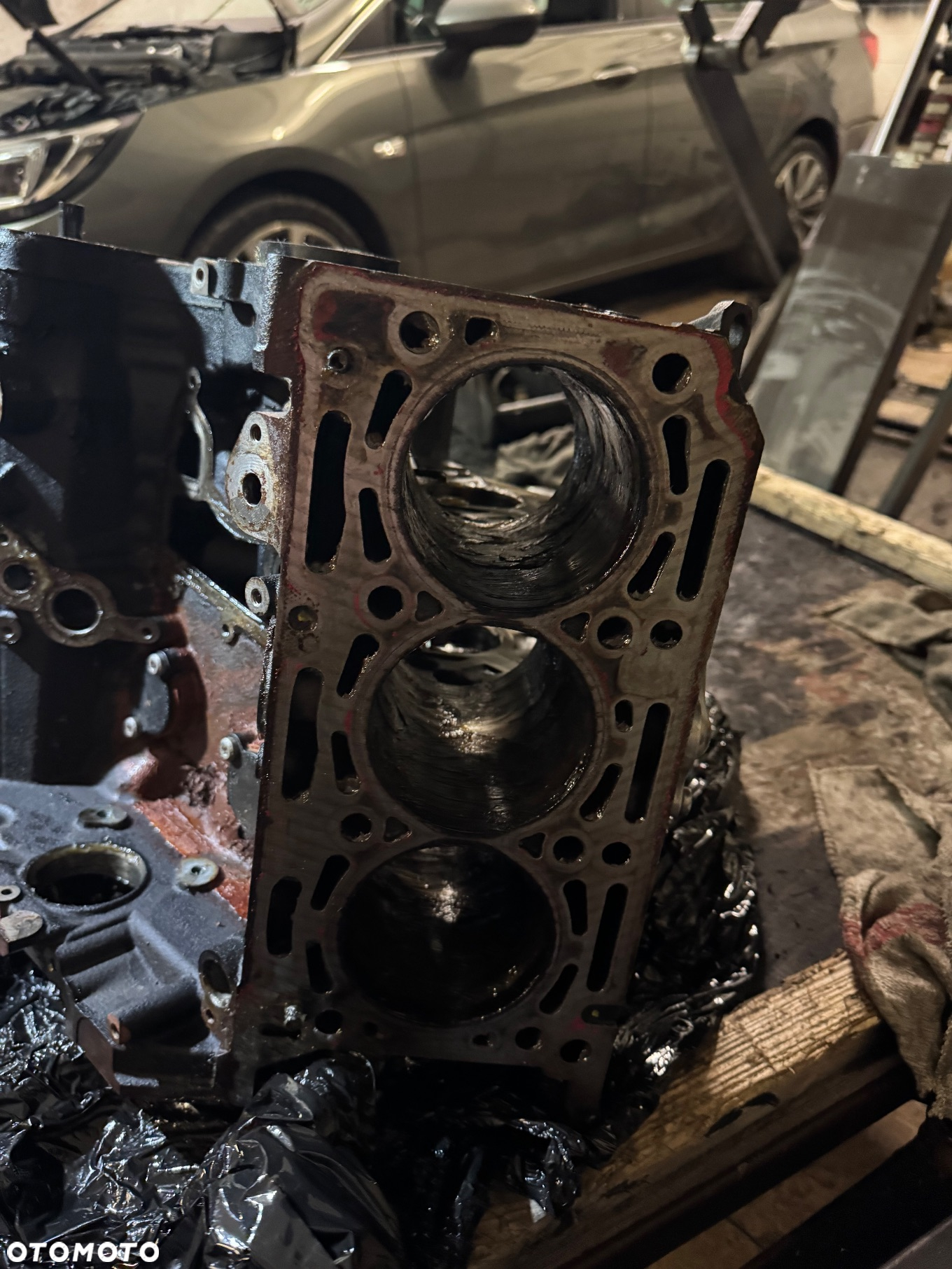 Blok silnika 3.0 Tdi v6 CRT - 2