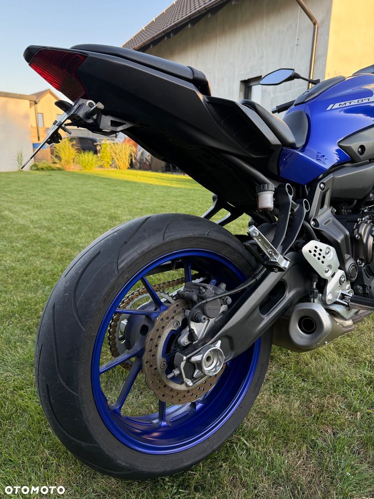 Yamaha MT - 9