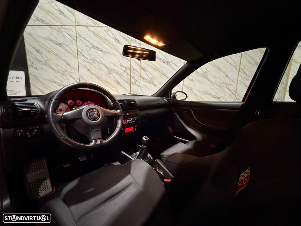 SEAT Leon 1.8 T Cupra R - 13