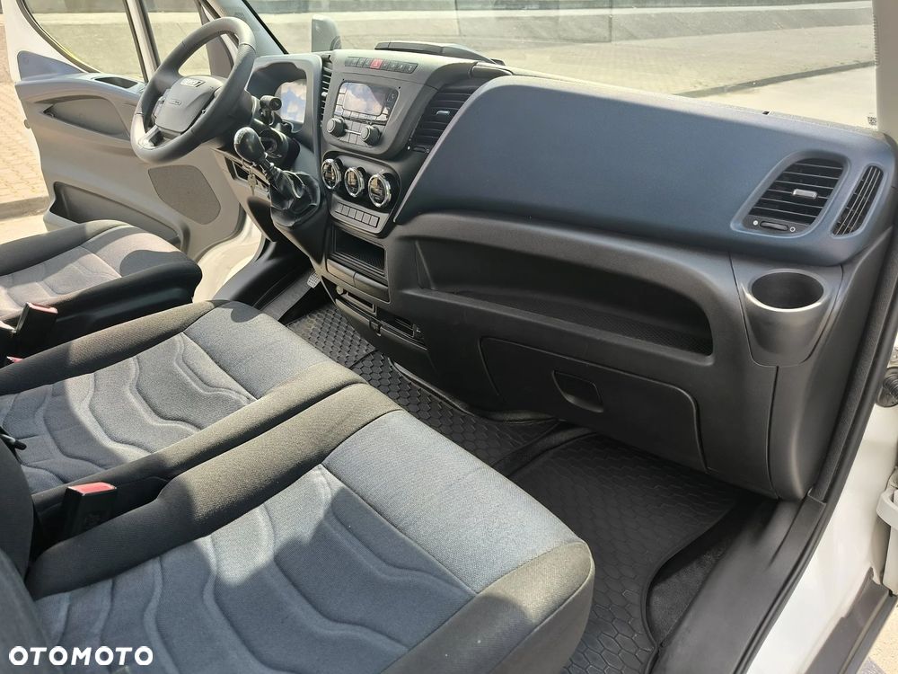 Iveco Daily - 28