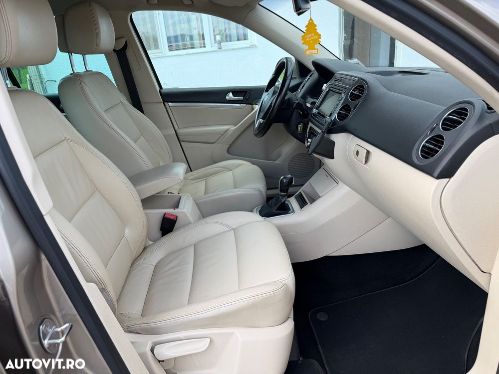 Volkswagen Tiguan 2.0 TDI DPF 4Motion DSG Exclusive - 10