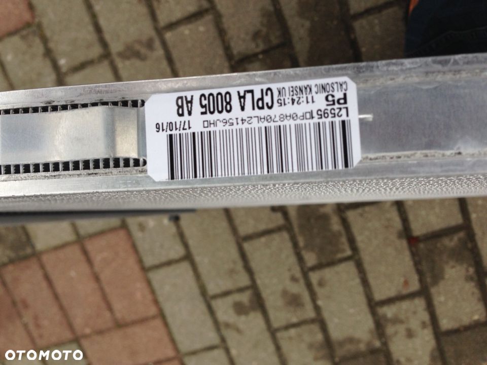 RANGE ROVER SPORT II 14- CHŁODNICA WODY - 2