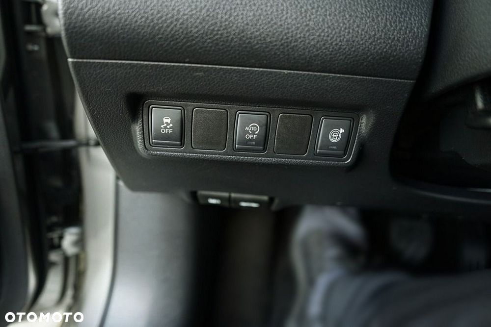 Nissan Pulsar - 16