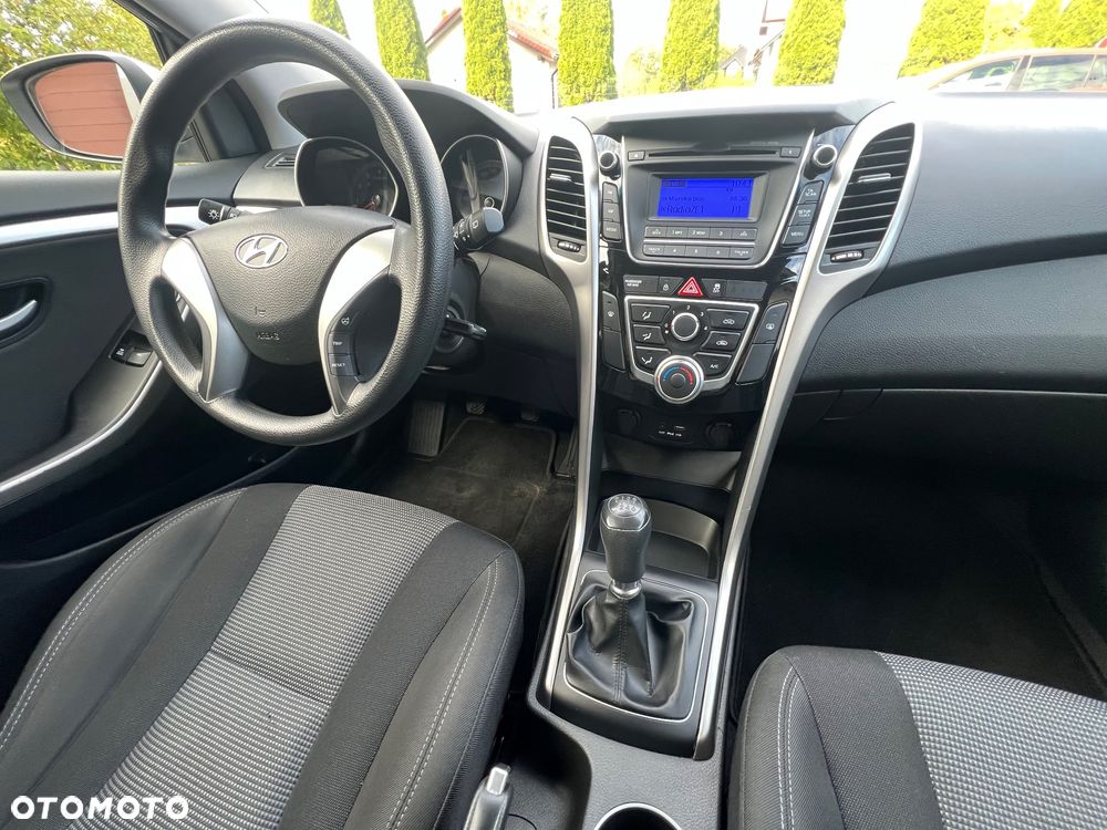 Hyundai i30 1.4 Pure - 12