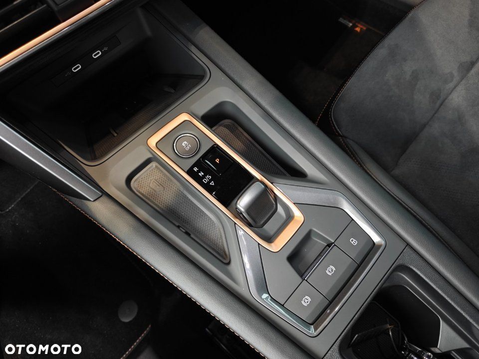 Cupra Formentor - 25