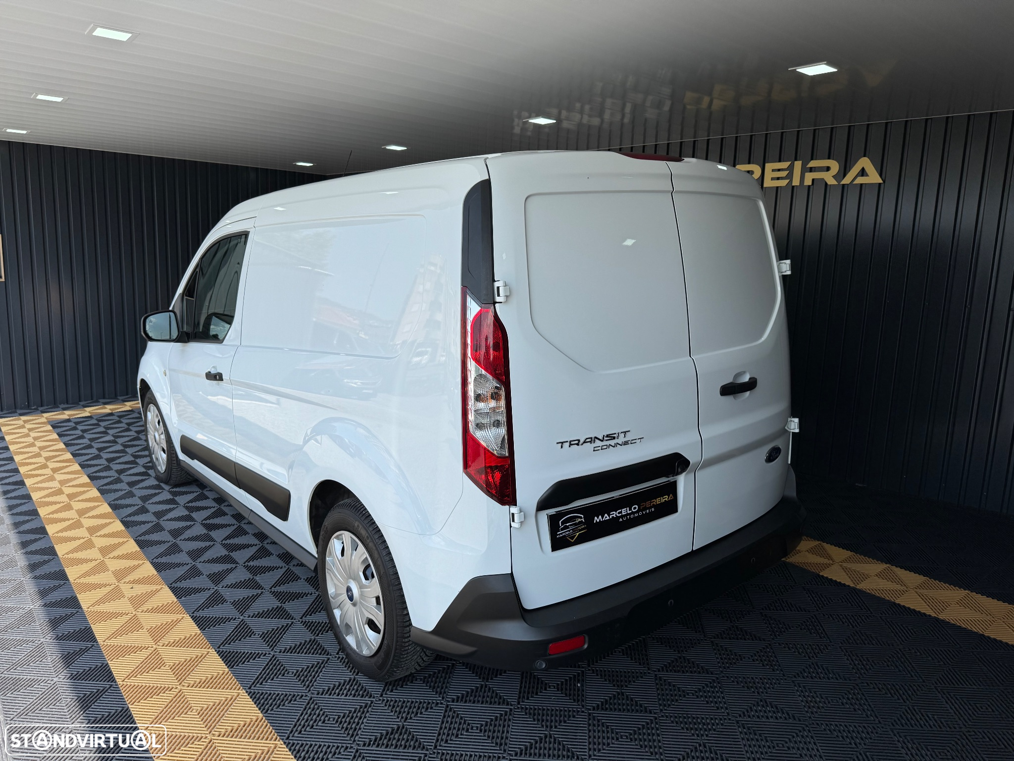 Ford Transit  Connect 1.5 Tdci L1 - 3