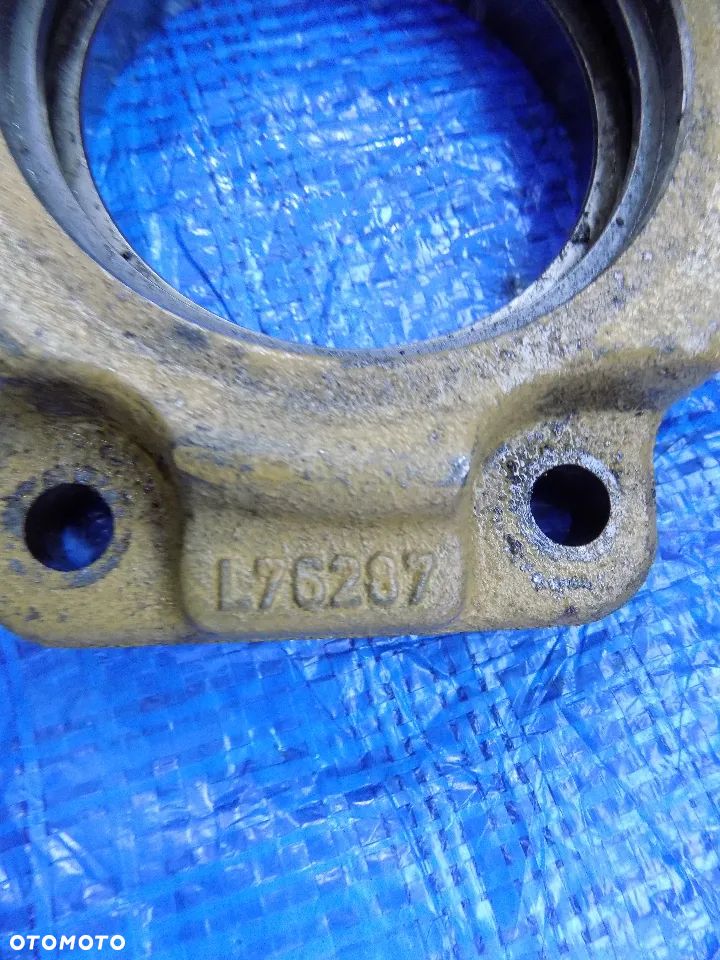 obudowa łożyska l76287 john deere 6300 6100 6200 6400 - 2