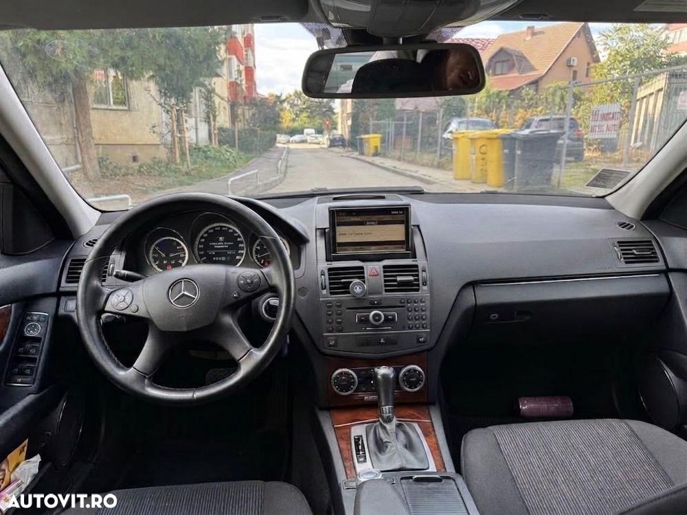 Mercedes-Benz C 200 CGI Automatik BlueEFFICIENCY Elegance - 6