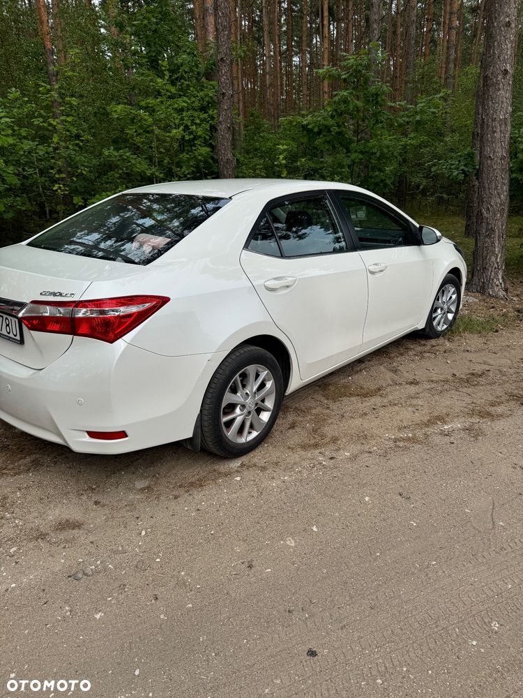 Toyota Corolla 1.6 Prestige - 6