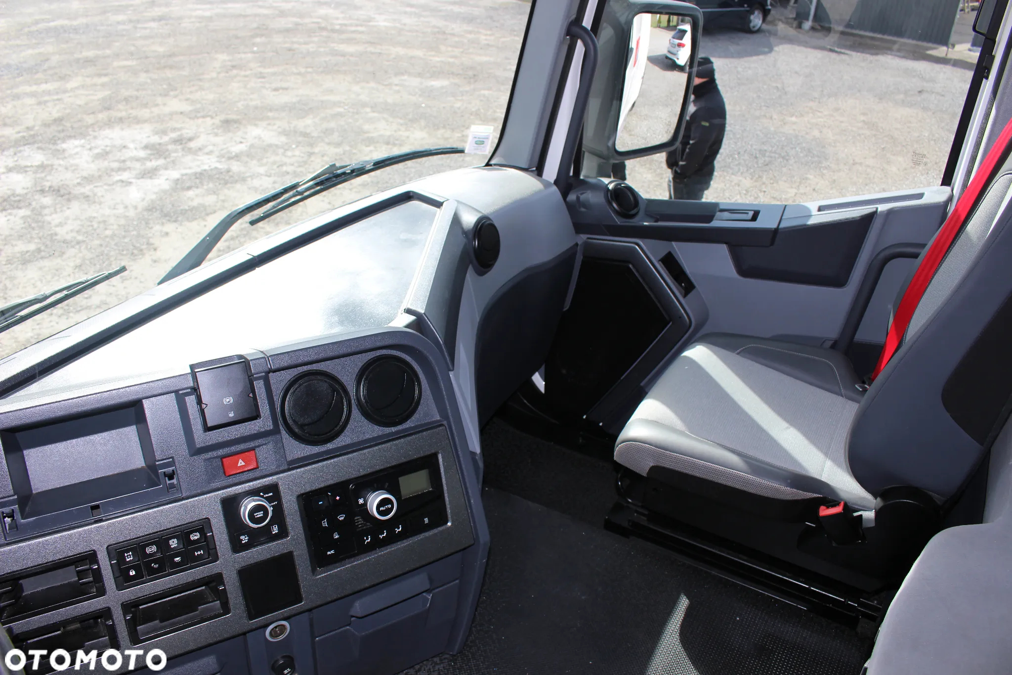 Renault T460 / BL. MOSTU /ACC / Euro 6 /*SERWIS*/ STAN IDEALNY / - 29