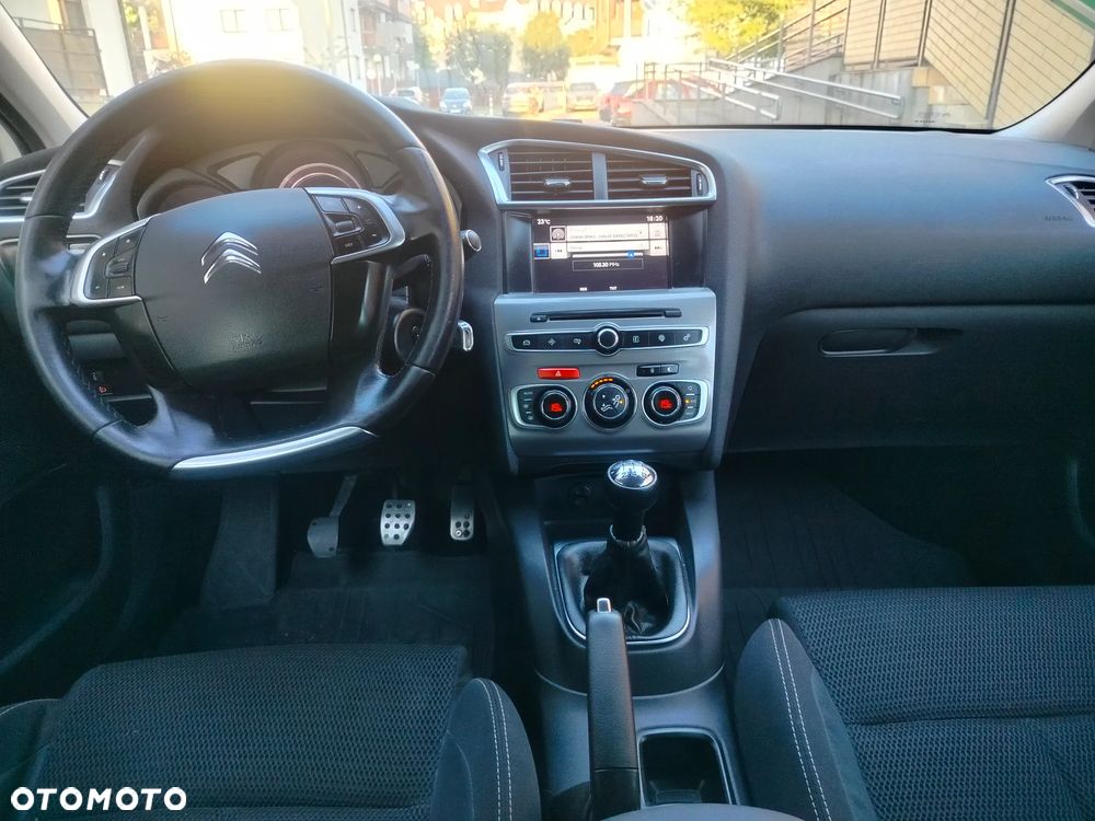 Citroën C4 BlueHDi 100 Business Class - 11
