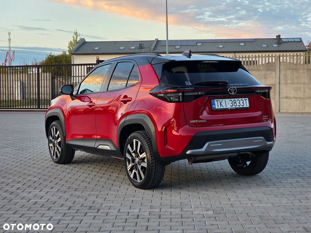 Toyota Yaris Cross Hybrid 1.5 Premiere Edition 4x4 - 22