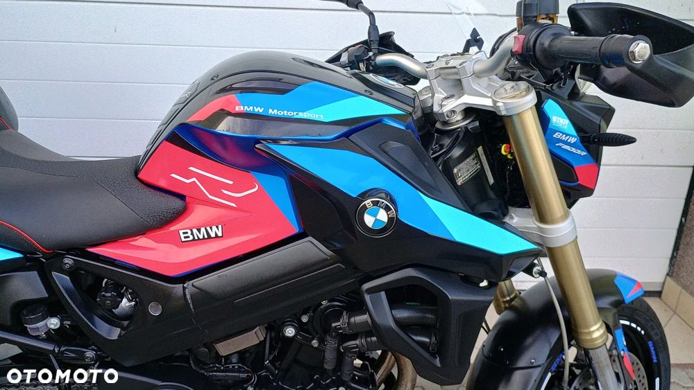 BMW F - 29