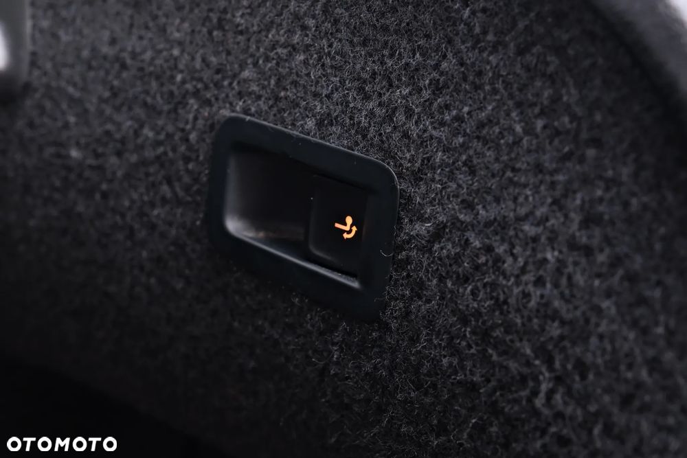 Volkswagen Passat - 39