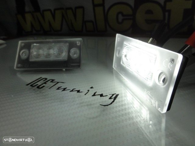 Suporte De Lâmpada De Matricula Com Led Branco Audi A4/S4/RS4 avant 1999-2001, A3 8L 01-03 - 21