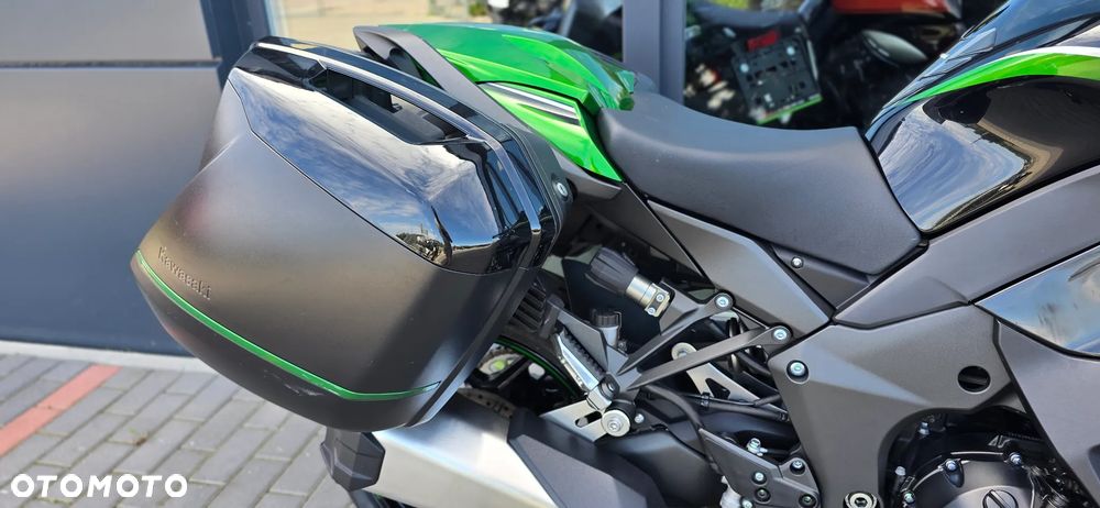 Kawasaki Ninja 1000 SX - 16