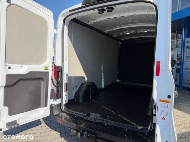 Ford Transit - 9