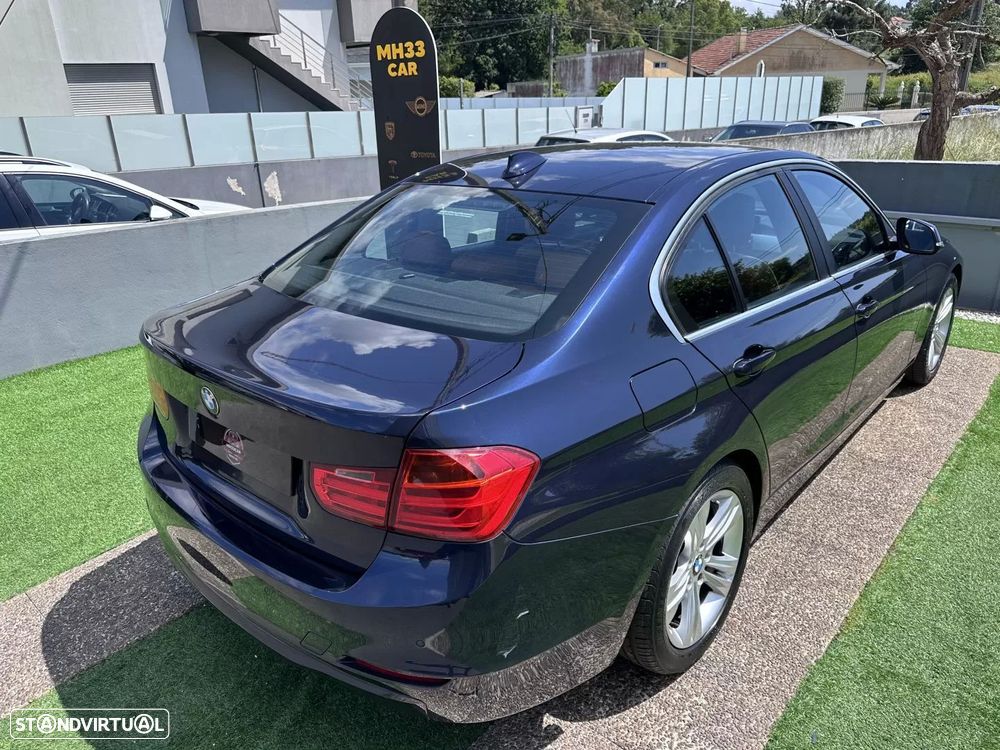 BMW 320 d Luxury Line - 12