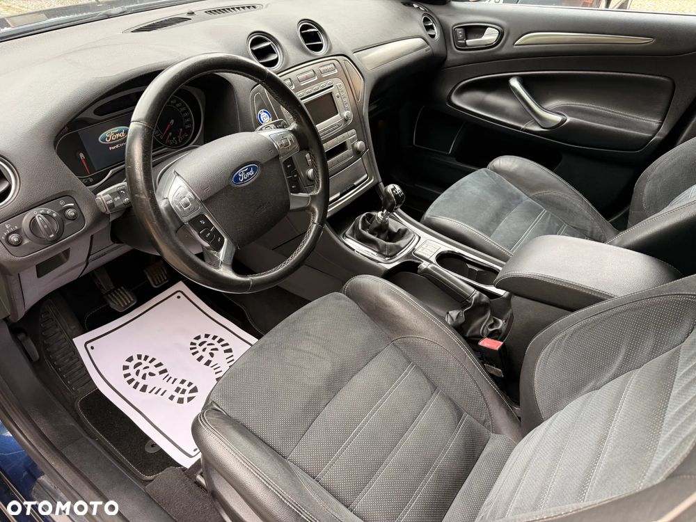 Ford Mondeo 2.0 TDCi Champions Edition - 17