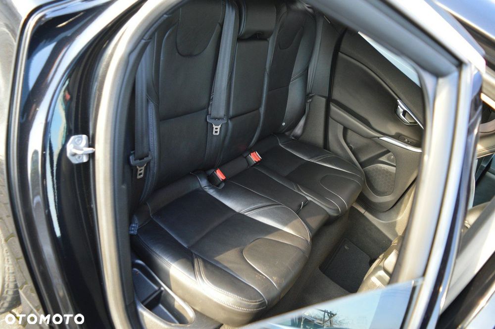 Volvo V40 D2 Summum - 29