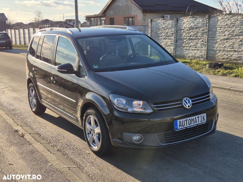 Volkswagen Touran 2.0 TDI DPF BlueMotion Technology DSG MATCH - 2