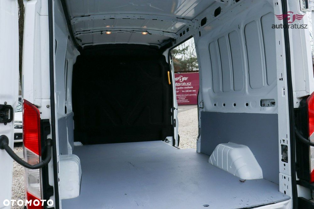Ford Transit - 12