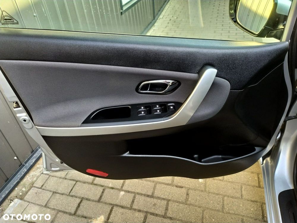 Kia Ceed 1.6 GDI ISG Dream-Team Edition - 14