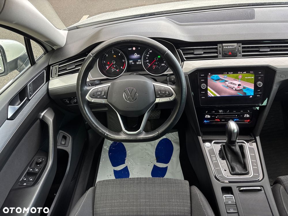 Volkswagen Passat Variant 2.0 TDI SCR DSG Business - 15