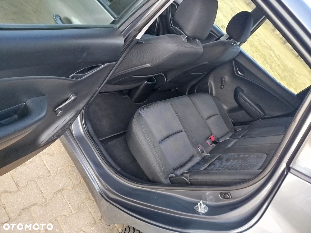 Hyundai ix20 1.4 blue YES Silver - 26