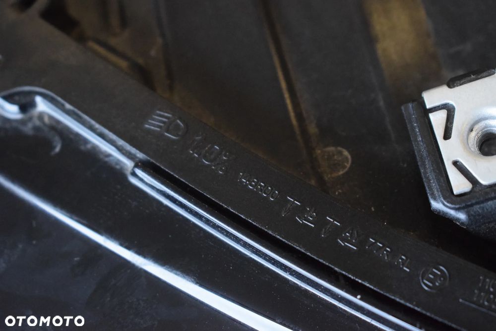 Lampa prawa VW Passat B9 3J1941036  3J1 941 036 - 6