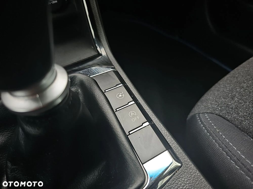 SsangYong/KGM Korando - 23