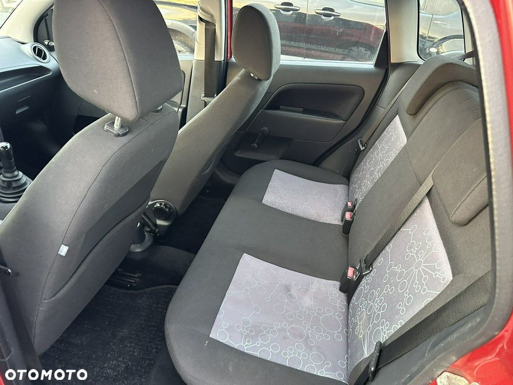 Ford Fiesta 1.3 - 11