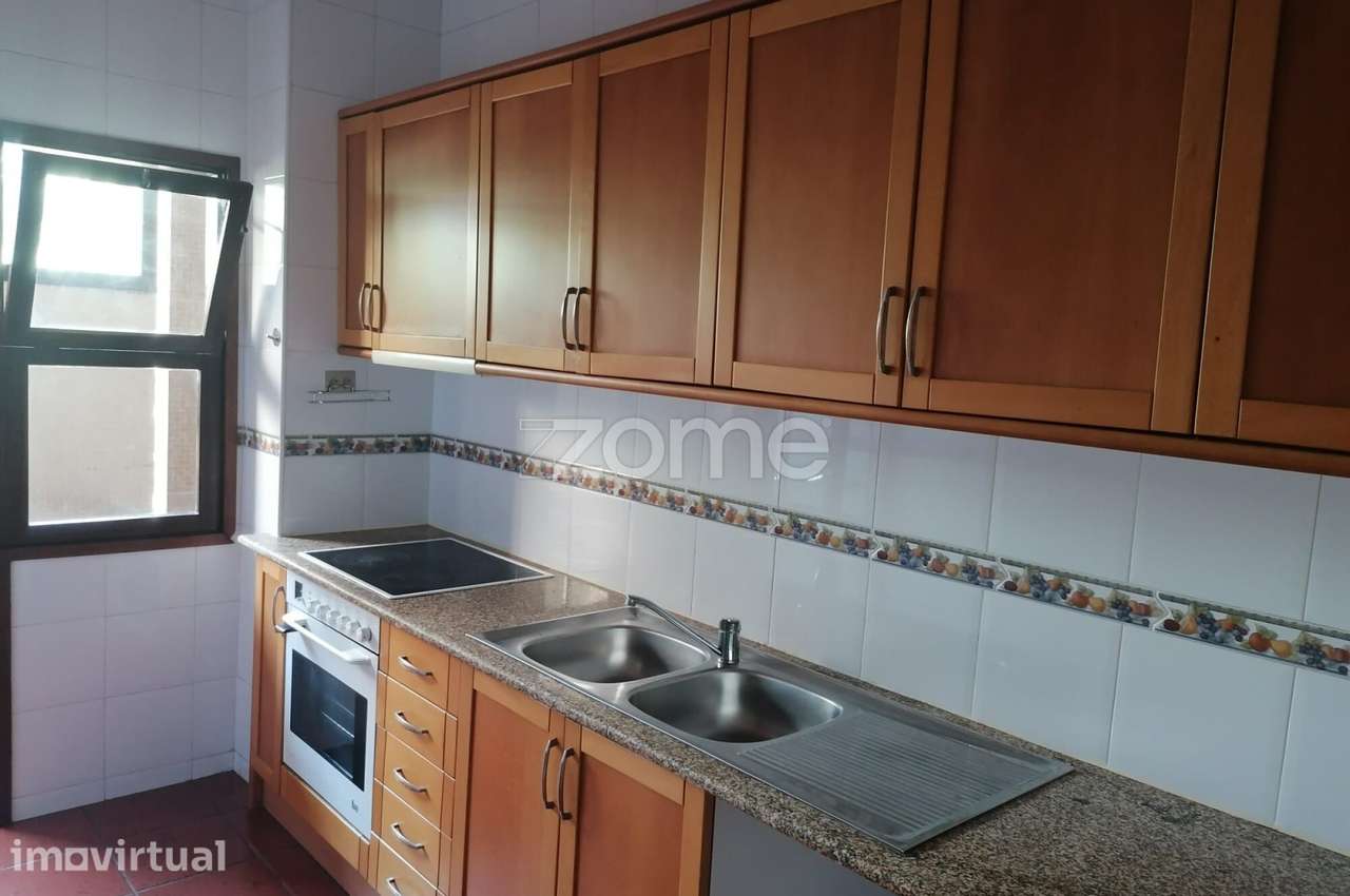 T2+1 com garagem na Boavista para arrendamento - Grande imagem: 5/19