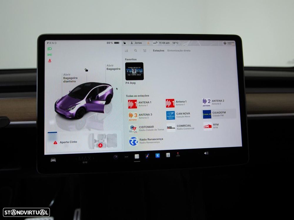 Tesla Model Y Performance Dual Motor AWD - 24