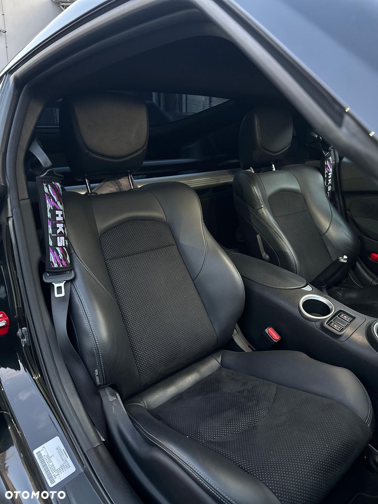 Nissan 370 Z 3.7 V6 - 7