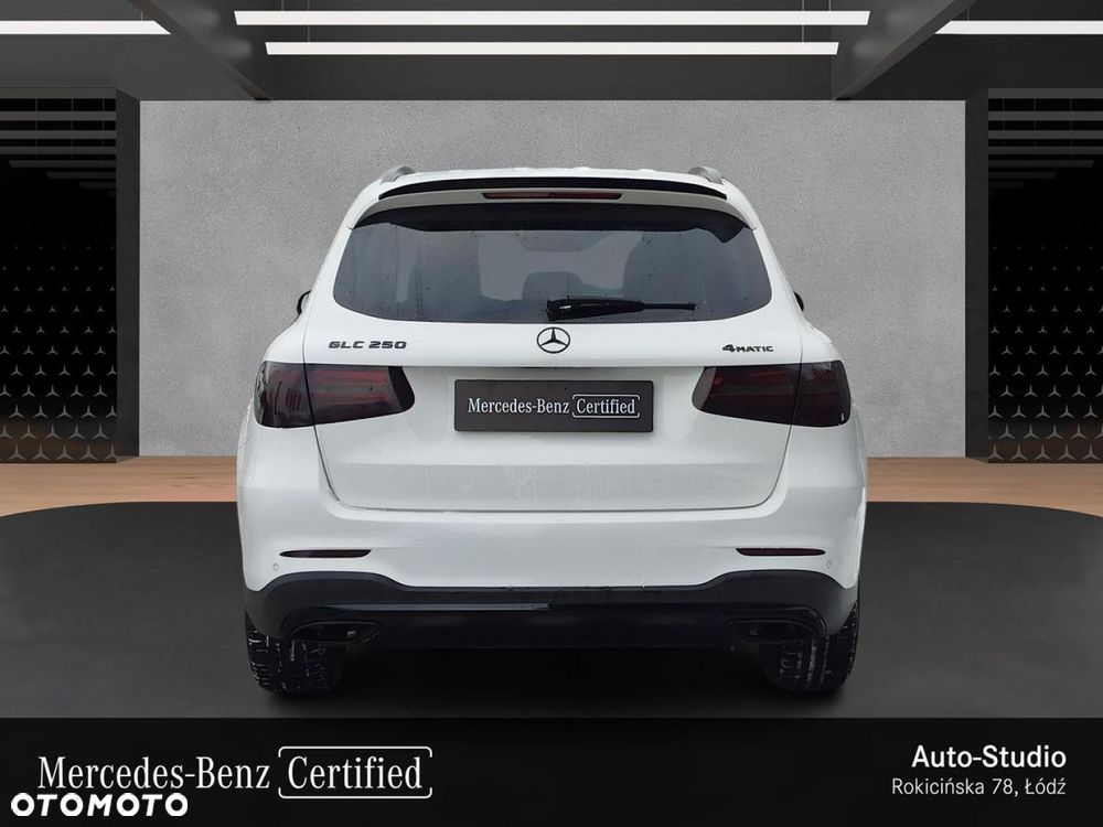 Mercedes-Benz GLC - 6